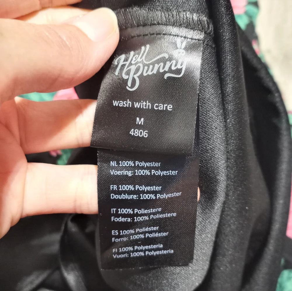 Hell Bunny Eden Rose Floral Ruffled Dress Size Medium Rose Floral Print - Picture 11 of 13